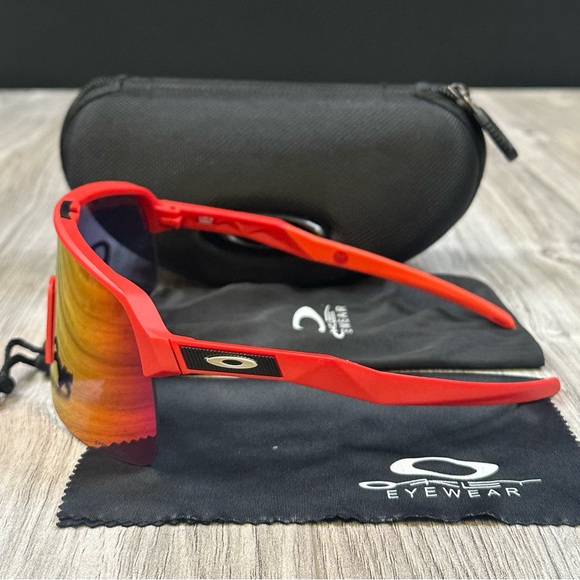 COPY - Oakley Sutro Lite Prizm Sunglasses Res Frame Ruby Red Lens Gently Used - Picture 4 of 7